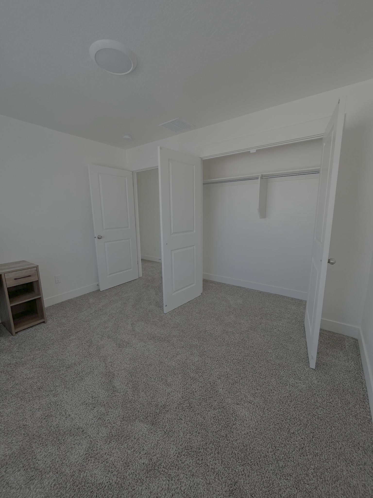 Building Photo - 460 E 25 N