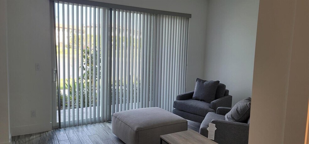 Building Photo - 12677 Machiavelli Way