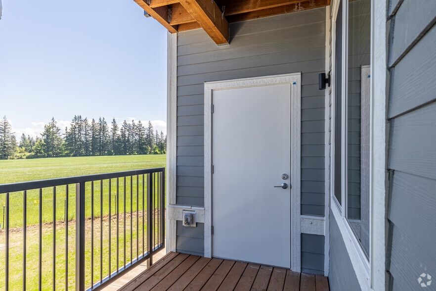 2BR, 2BA -934SF - Timberview Apartments