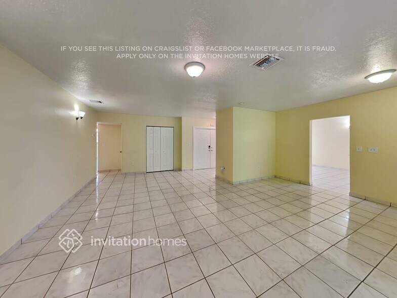 Building Photo - 17421 SW 92nd Ct