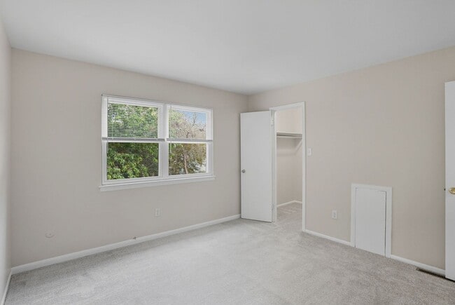 Building Photo - Recently Updated 3 Bedroom 1 Bath in Newar...