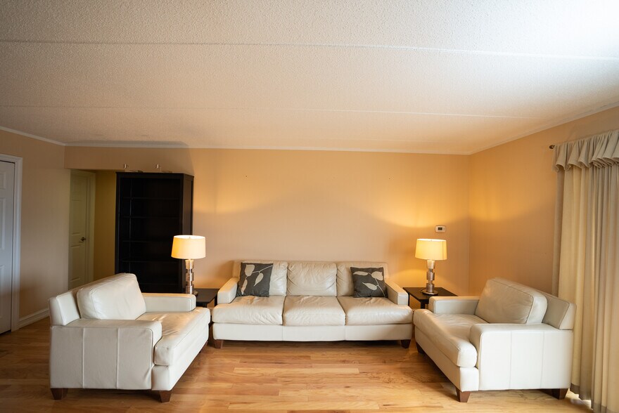 Building Photo - 35300 Woodward Ave