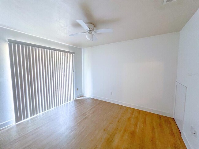 Building Photo - 7918 NW 31st Ave