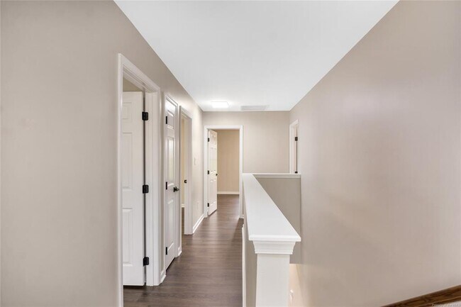 Building Photo - 10868 White Dogwood Dr