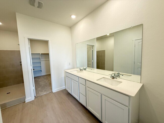 Building Photo - Brand New Lennar Home | 4 Bed | 3.5 Bath |...
