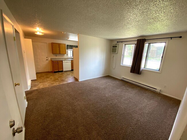 Building Photo - 810 Mary Anne Dr