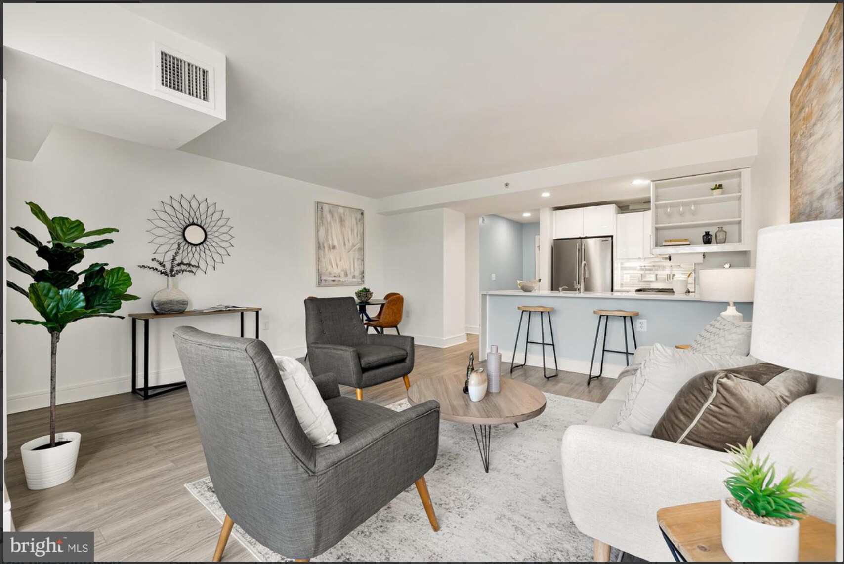 Living Room - 800 4th St SW