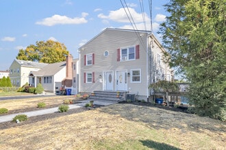 Building Photo - 14 Fairview Ave