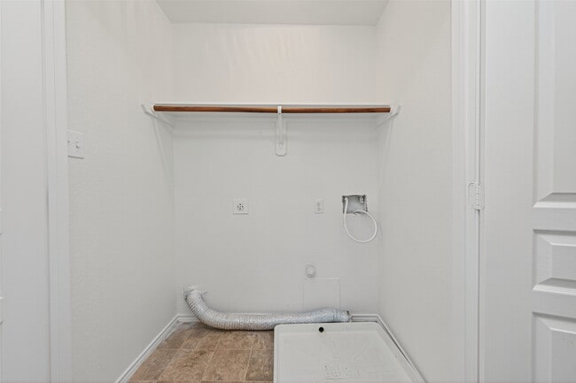 Building Photo - 16827 Libson Falls Dr