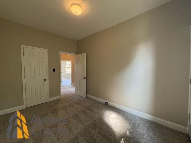 Building Photo - Live Comfortably in Hampden: 4 Bedrooms Pl...