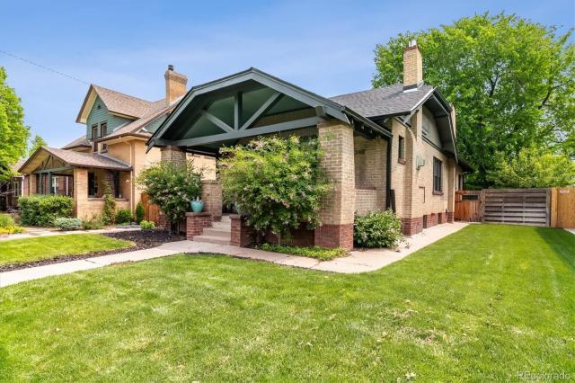 Building Photo - 3 bedroom in Denver CO 80207