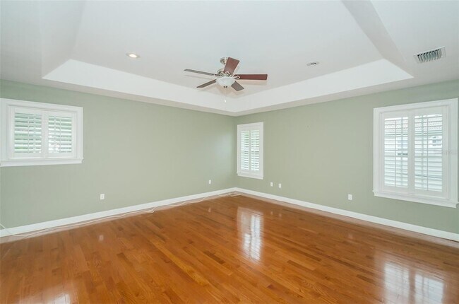 Building Photo - 3410 W Bay Villa Ave