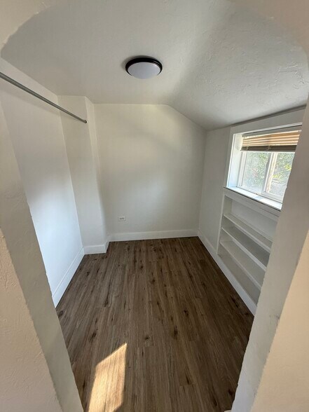 Building Photo - 1225 Sage Ave