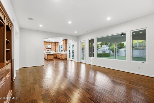 Building Photo - 25301 Prado De Los Arboles