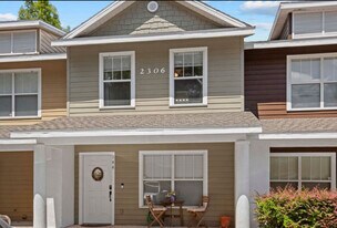 Building Photo - 2306 SW 42nd Dr