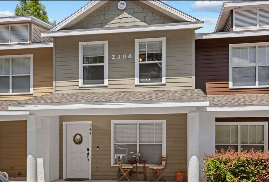 Primary Photo - 2306 SW 42nd Dr