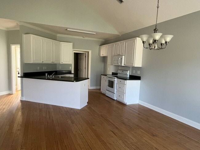 Building Photo - 104 Meadow Grove Ct