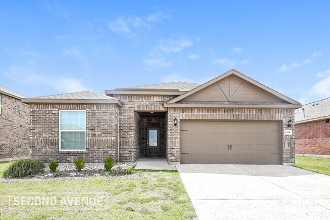 Building Photo - 2109 Erlinda Dr