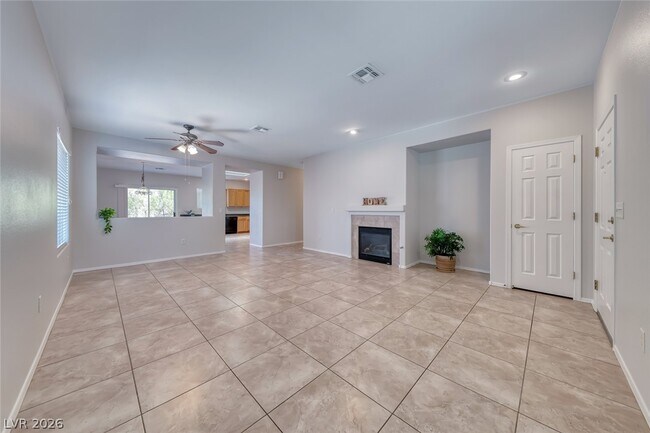 Building Photo - 2343 Schaeffer Hills Dr