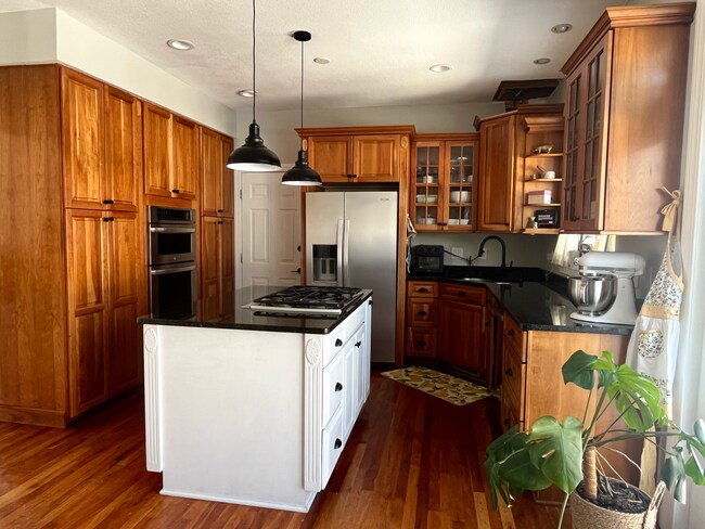 Building Photo - 17093 Isleton Ave