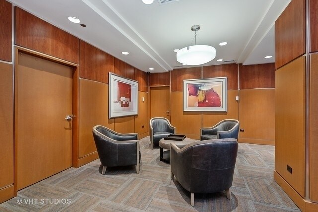 Building Photo - 474 N Lake Shore Dr