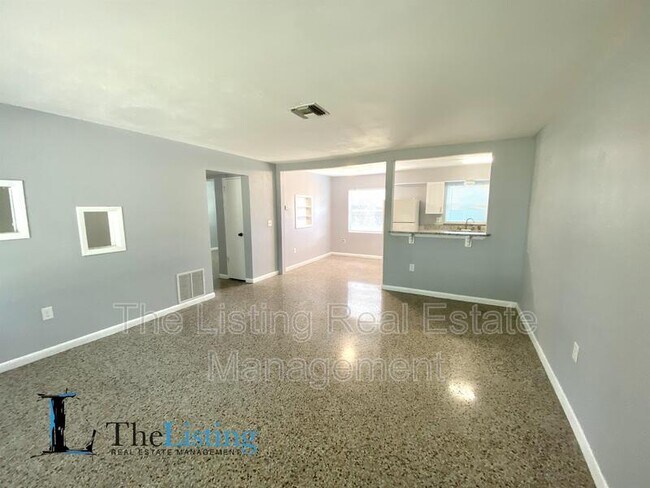 Building Photo - 87 Griggs Ave