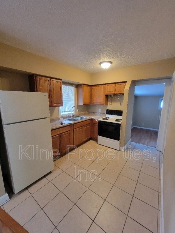 Building Photo - 4324 Winthrop Ave