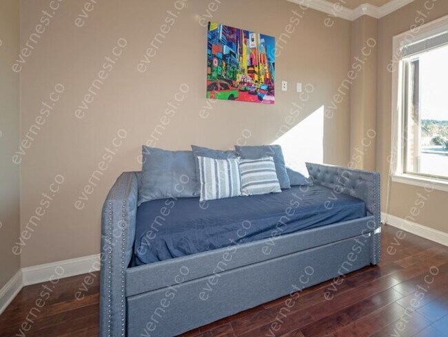 Building Photo - 6587 Westminster