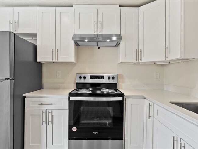 Interior Photo - Kamden Court