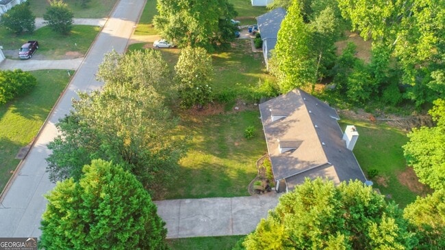 Building Photo - 585 Mountainview Dr