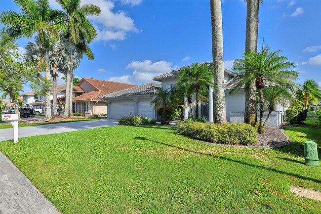 Building Photo - 9912 NW 49th Pl