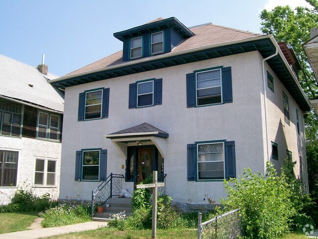 Building Photo - 3209 S Hennepin Ave