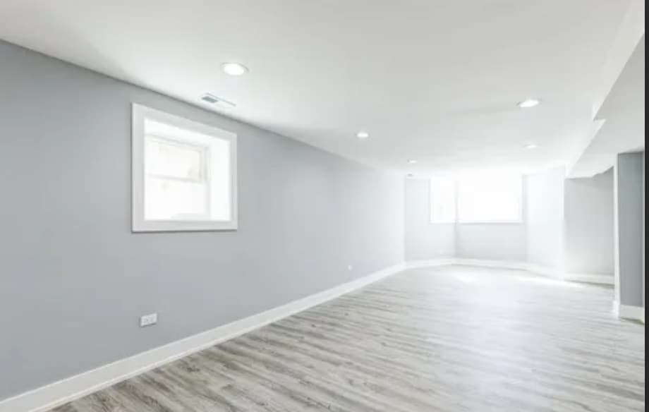 Building Photo - 4340 W Maypole Ave