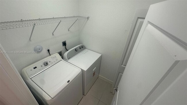 Building Photo - 25282 SW 108th Ave