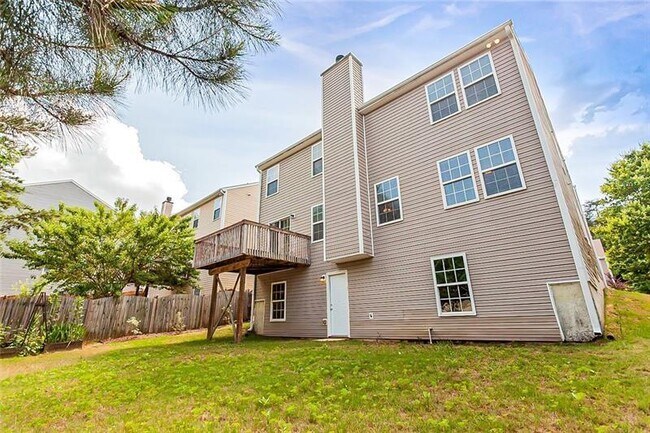 Building Photo - 3035 Whittier Way