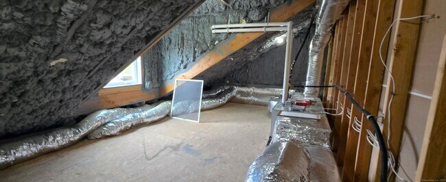 Building Photo - 409 Woodmont Ave