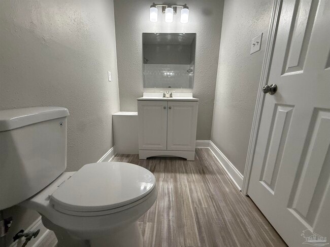 Building Photo - 1425 Toni St