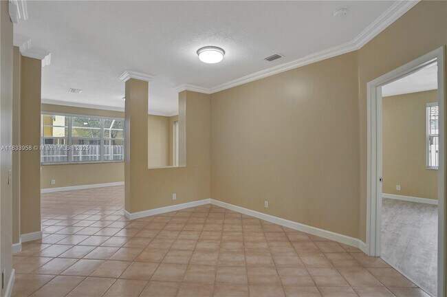 Building Photo - 797 Chimney Rock Rd