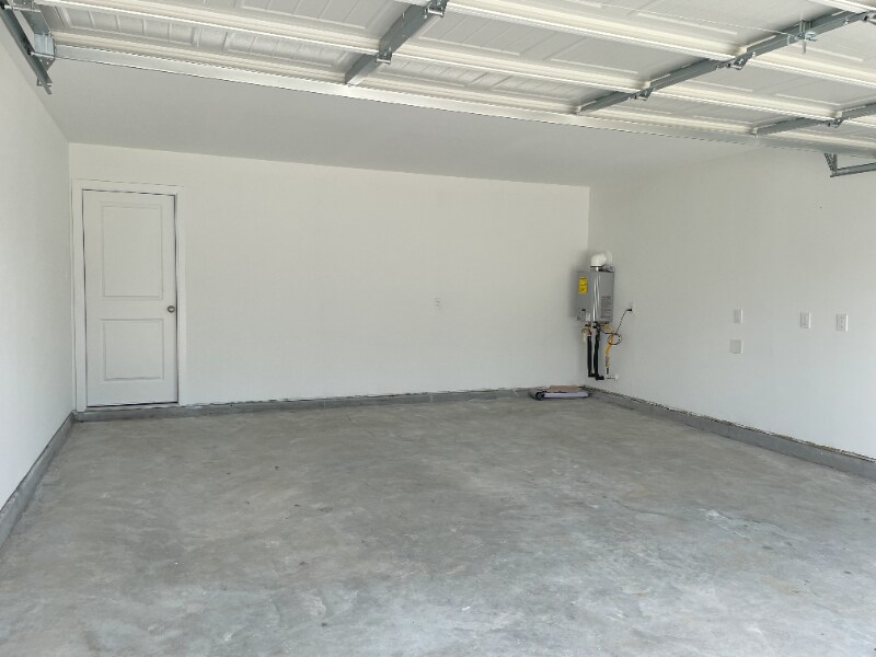 Building Photo - 25665 Rose Creek Dr