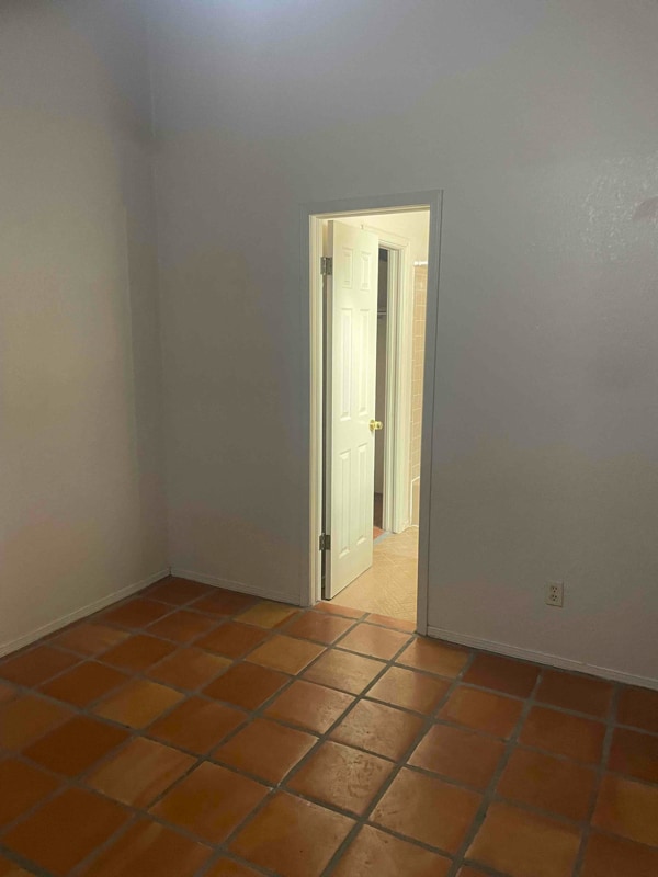 Building Photo - 5757 Lawndale Dr