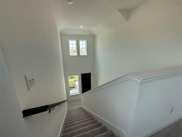 Building Photo - 2734 Island Palm Ct