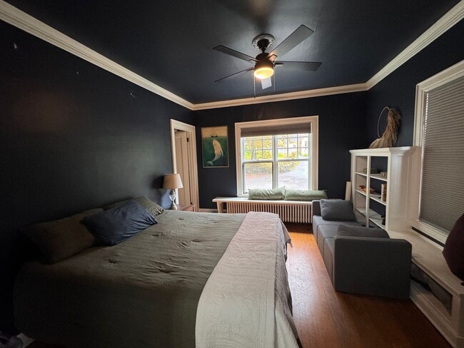 Building Photo - Beautiful Historical Home Fully Furnished In Downtown Juneau!