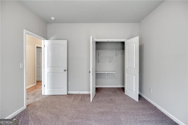 Building Photo - 5216 Apple Grove Rd NE