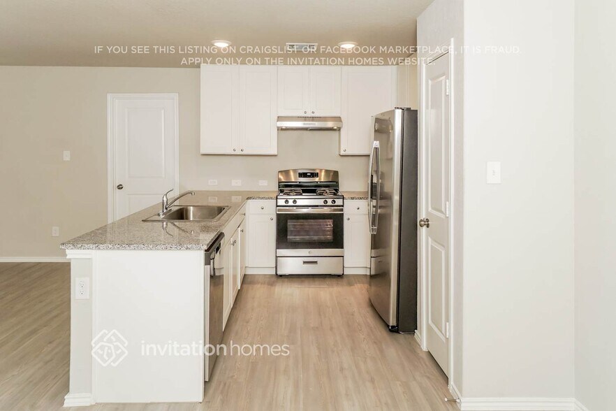 Building Photo - 14645 Calaveras Creek