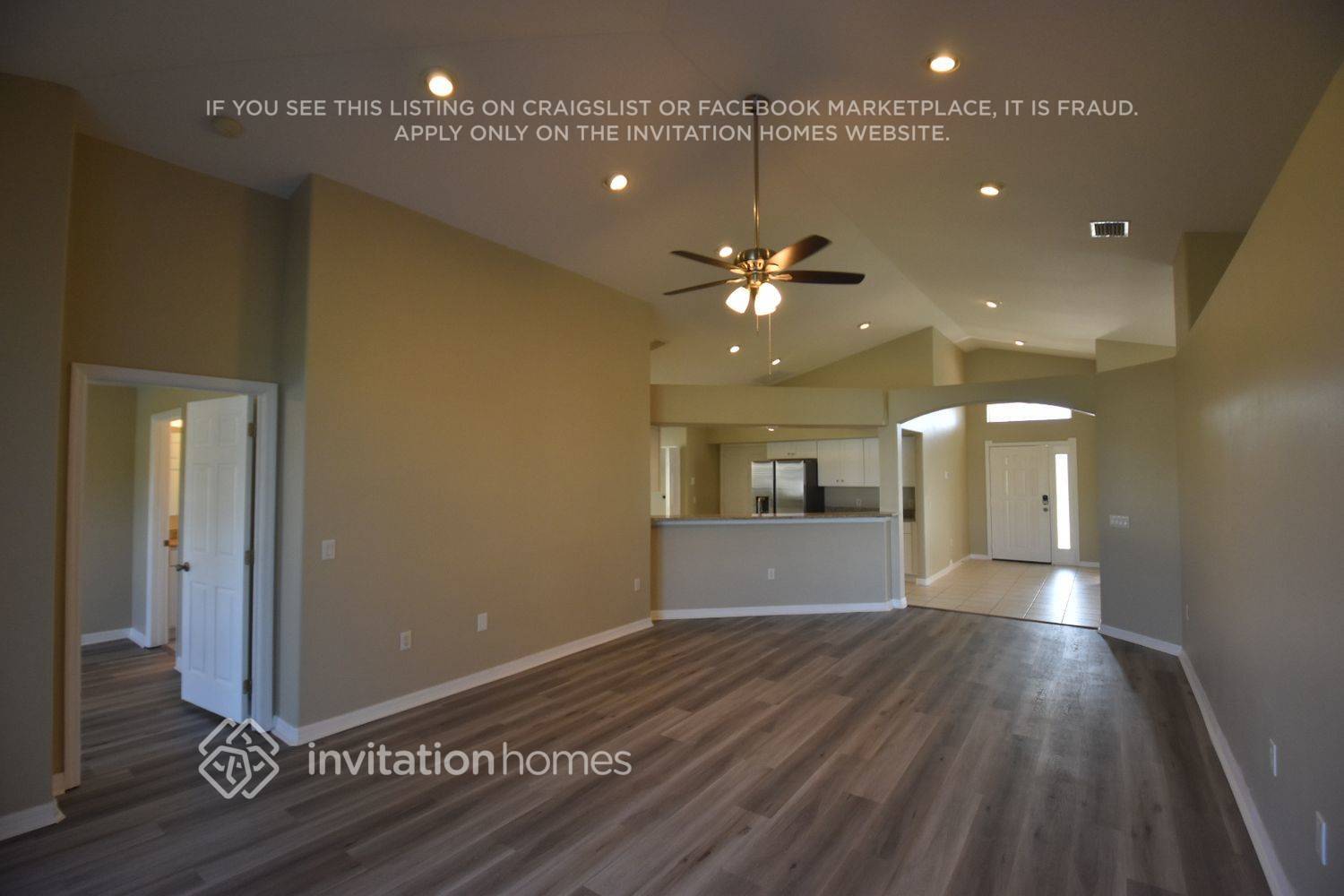 Building Photo - 2726 Bradfordt Dr