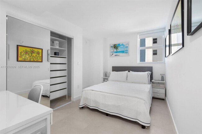 Building Photo - 345 Ocean Dr