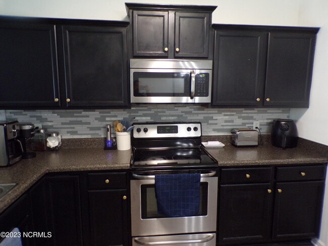 Building Photo - 513 Oyster Rock Ln