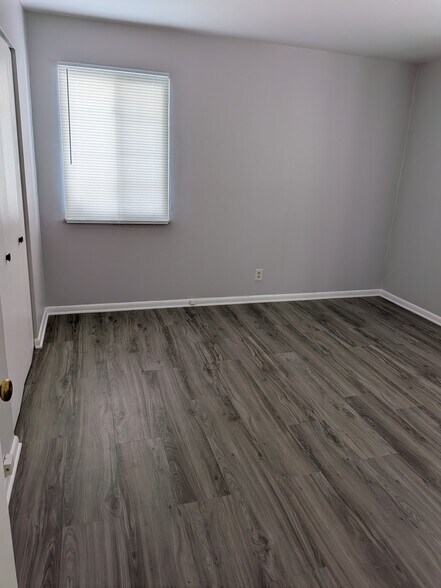 Bedroom 2 - 2863 Cedar Hill Rd