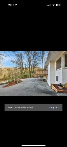 Building Photo - 7101 Highland Park Way SW