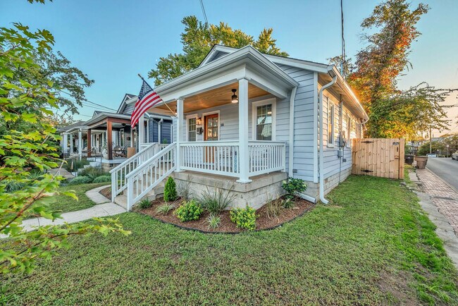 Building Photo - 1331 4th Ave N